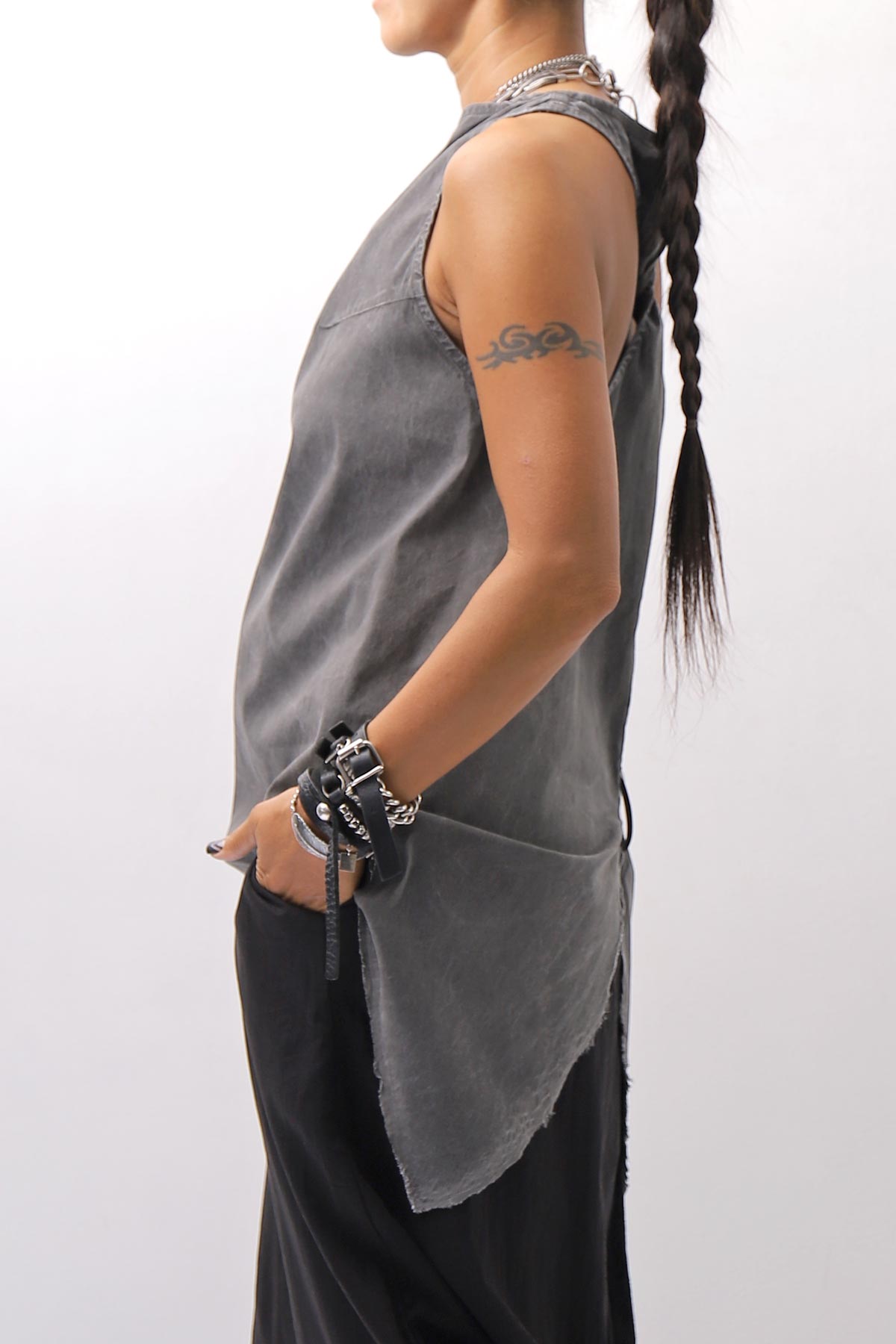 【Primordial is Primitive】 BACK CROSSED TANK TOP 413AL_GREY WASH