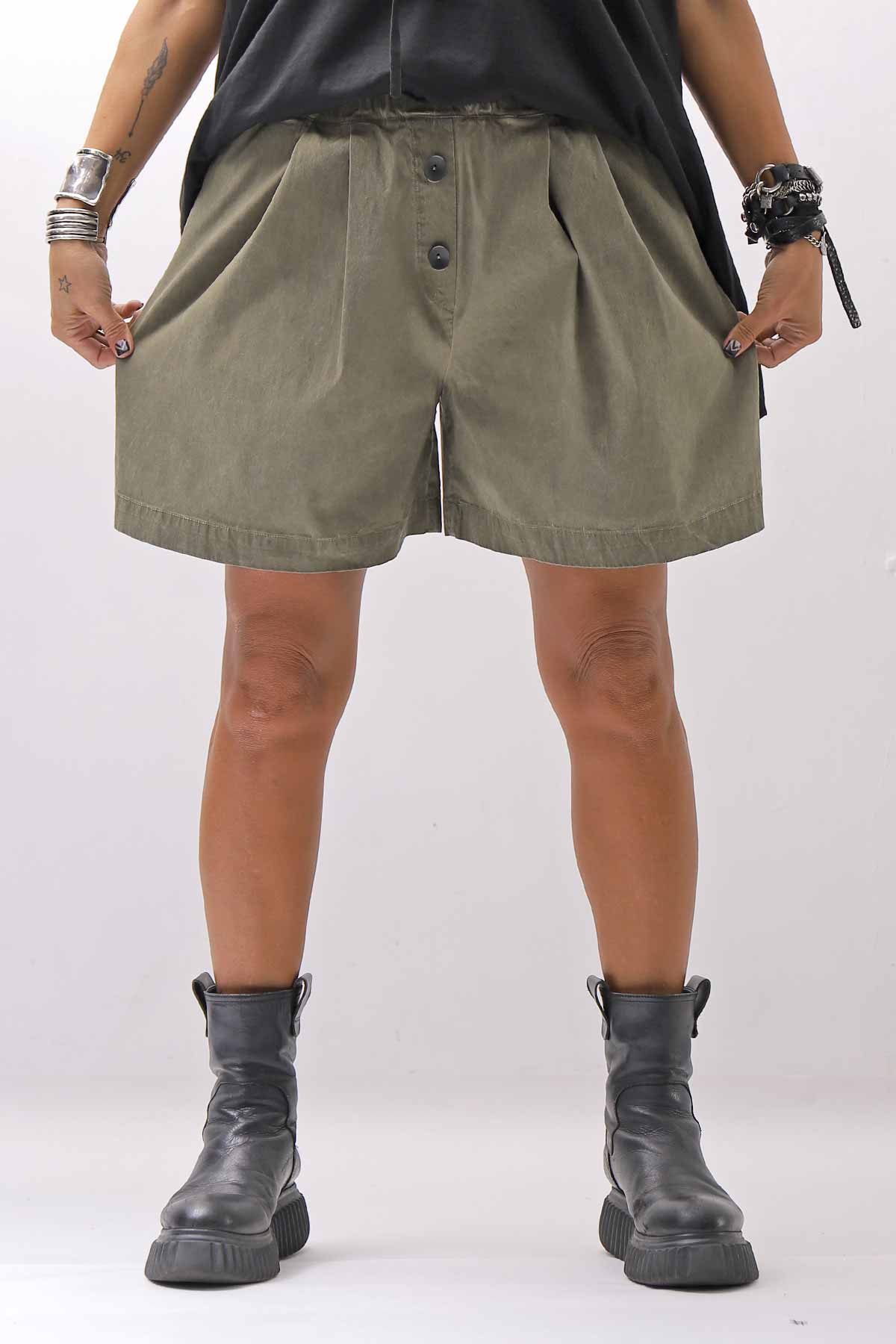 【Primordial is Primitive】 STRETCH ECO LEATHER SHORT PANTS 535AL_MILITARY