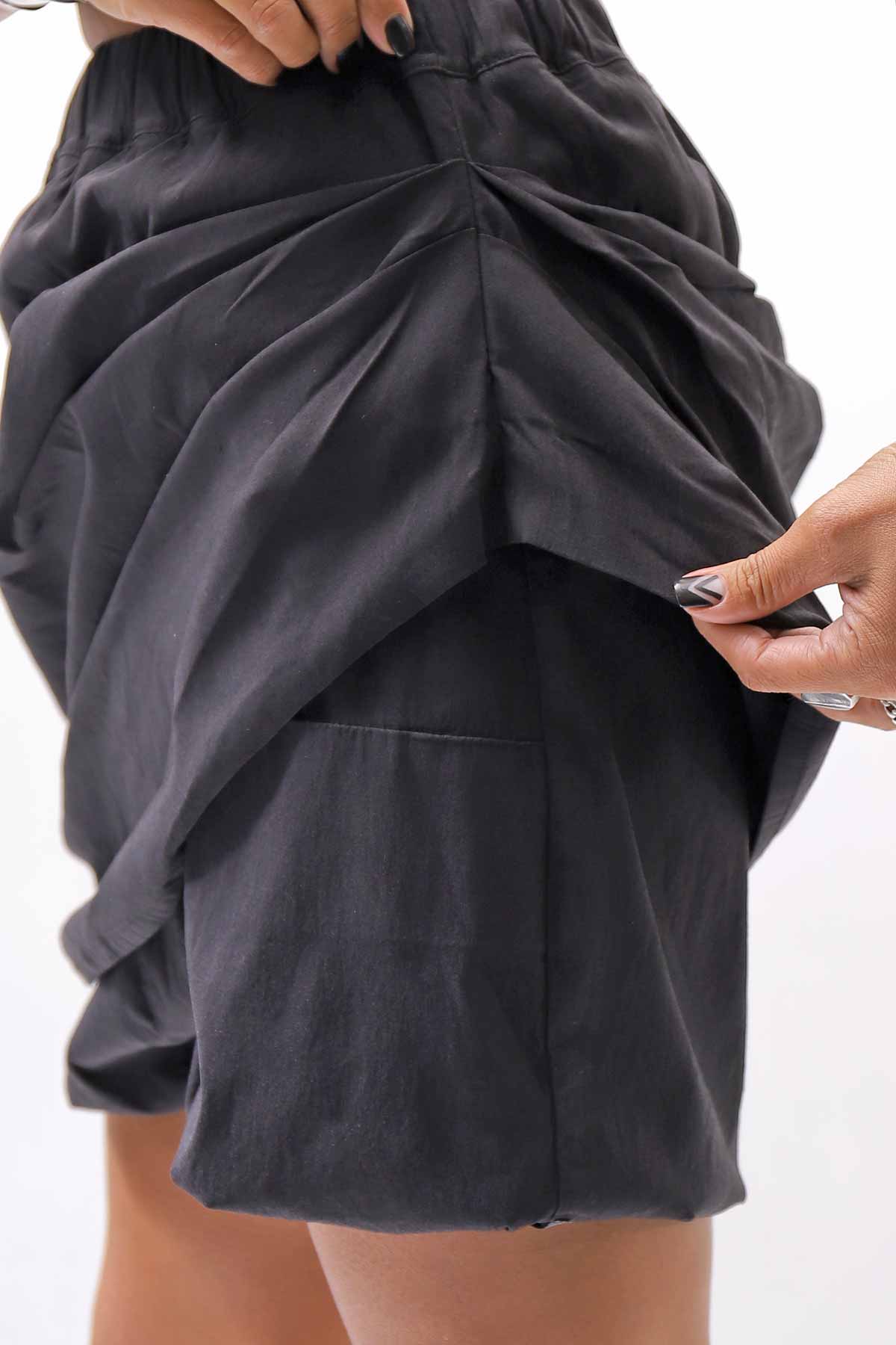 【Primordial is Primitive】 COVERED SHORT PANTS 203AL_BLACK