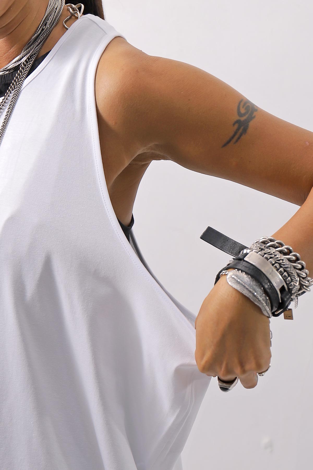 【NOSTRASANTISSIMA】 STRETCH COTTON BACK OPEN TANK TOP C150_WHITE