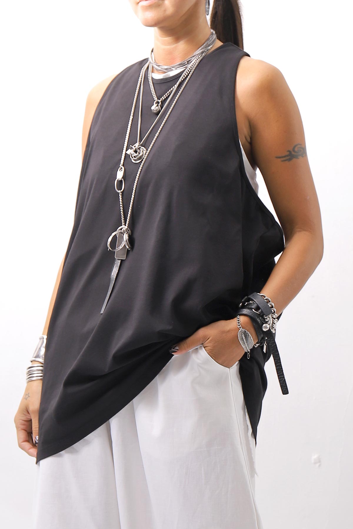 【NOSTRASANTISSIMA】 STRETCH COTTON BACK OPEN TANK TOP C150_BLACK
