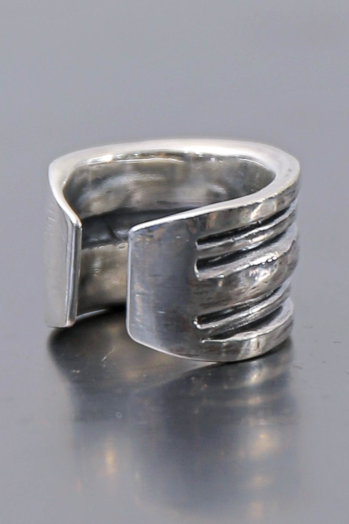 【Rusty Thought】 COIL RING_SHORT