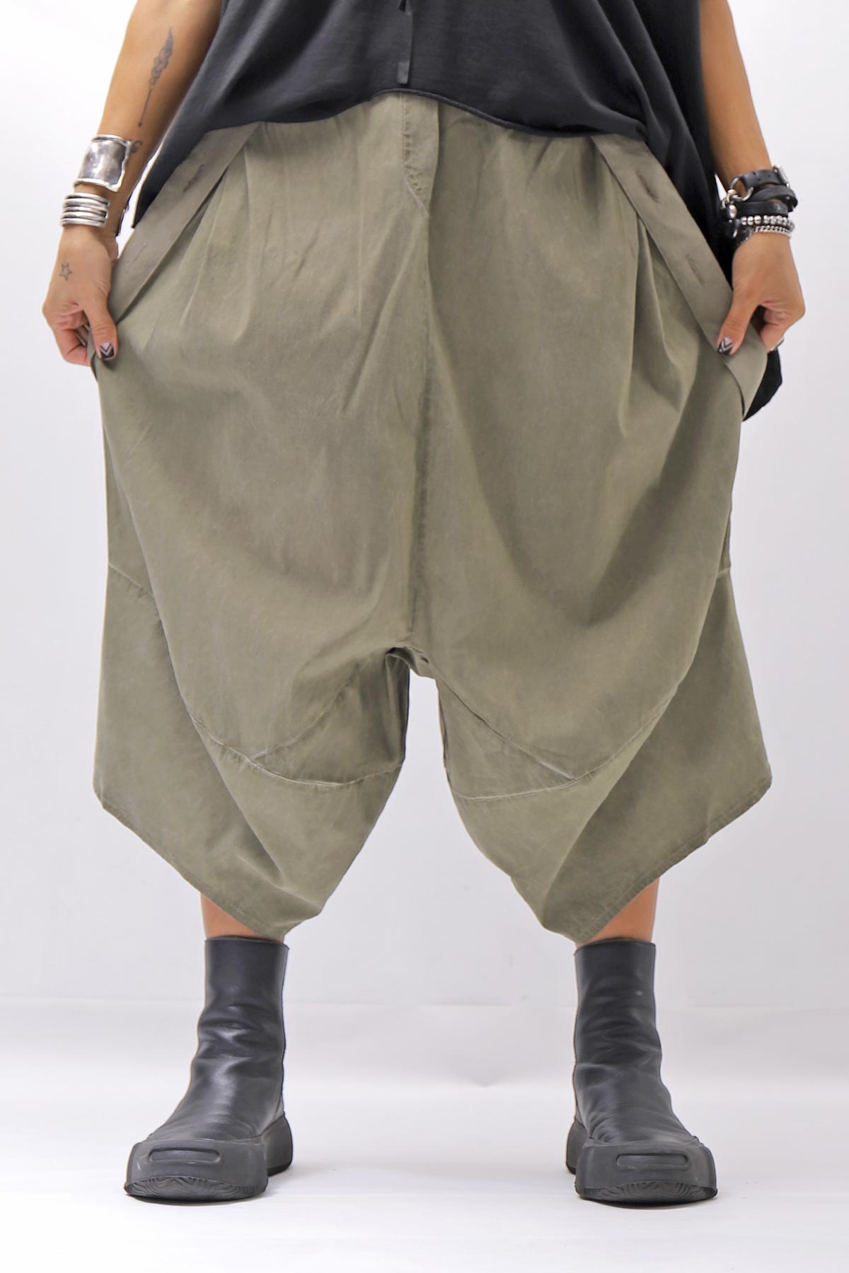 【Primordial is Primitive】 UNISEX ASYMMETRY COTTON PANTS 722AL_MILITARY