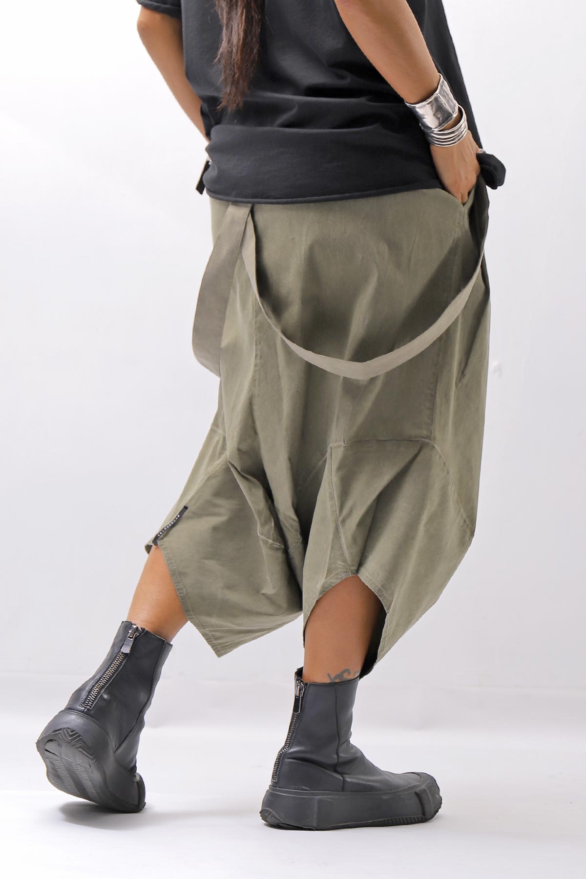 【Primordial is Primitive】 UNISEX ASYMMETRY COTTON PANTS 722AL_MILITARY