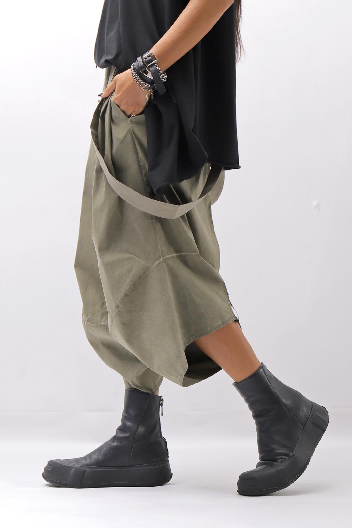 【Primordial is Primitive】 UNISEX ASYMMETRY COTTON PANTS 722AL_MILITARY