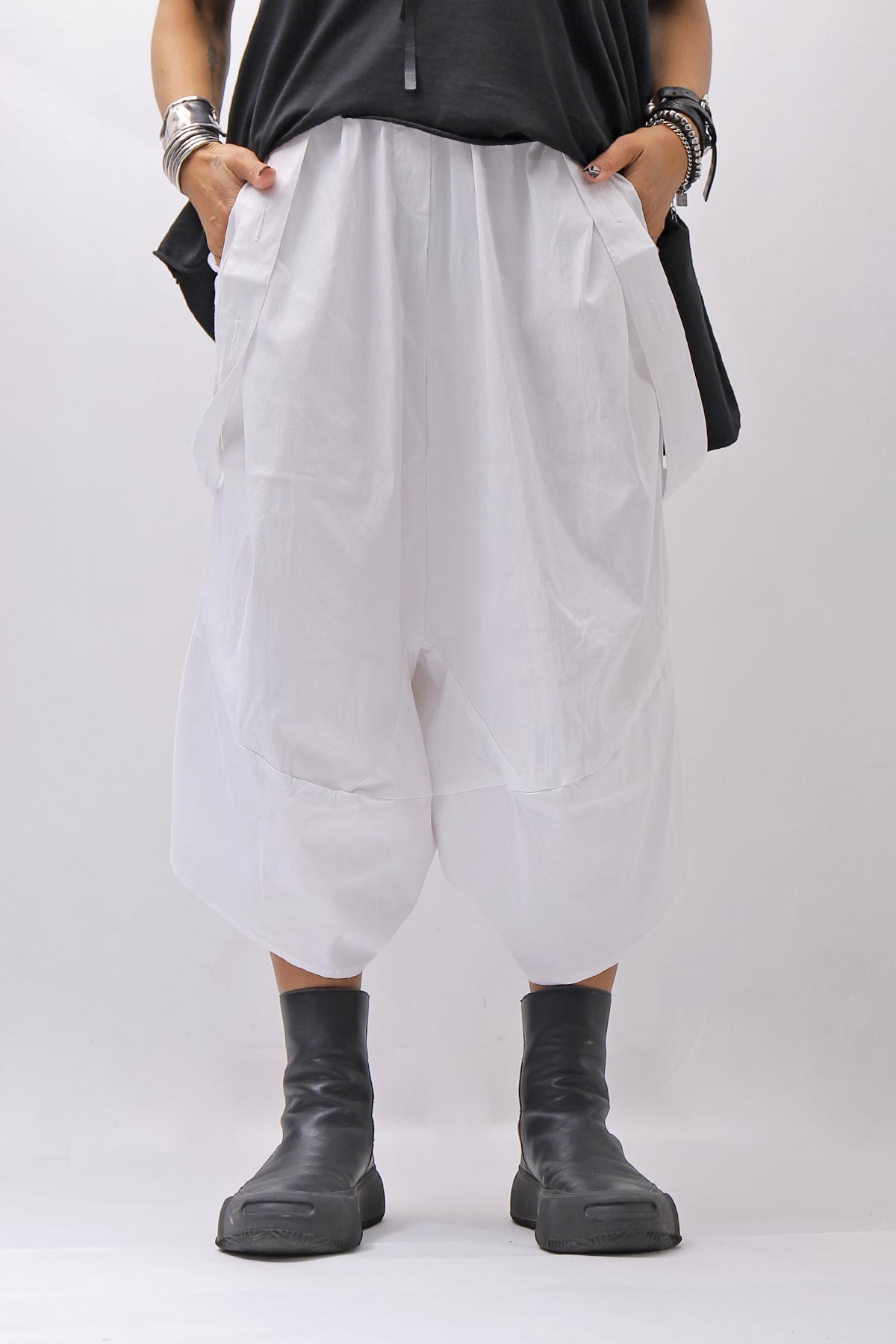 【Primordial is Primitive】 UNISEX ASYMMETRY COTTON PANTS 722AL_WHITE