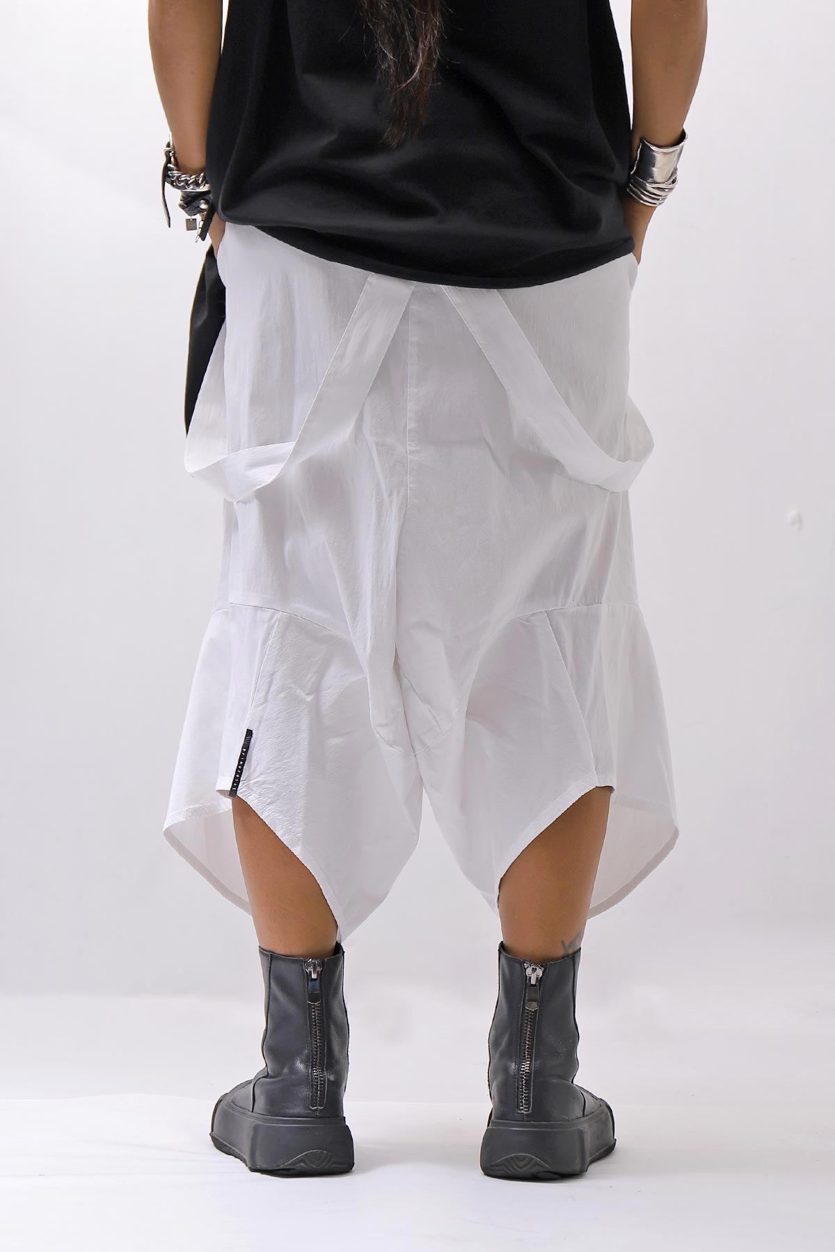 【Primordial is Primitive】 UNISEX ASYMMETRY COTTON PANTS 722AL_WHITE