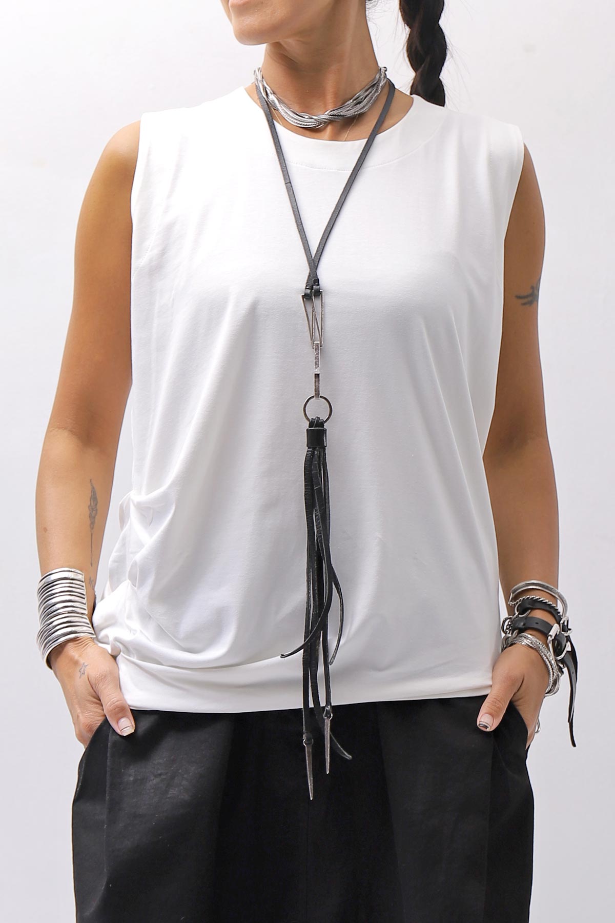 【NOSTRASANTISSIMA】 SIDE TACK SLEEVE-LESS TOP TS02_WHITE