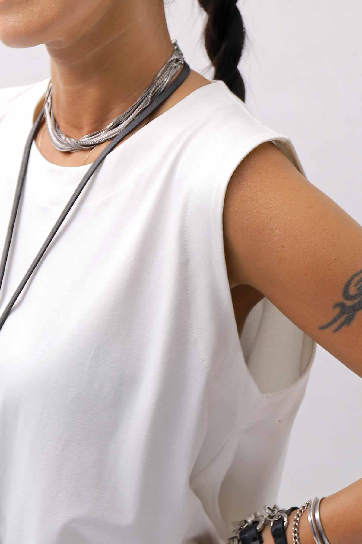 【NOSTRASANTISSIMA】 SIDE TACK SLEEVE-LESS TOP TS02_WHITE