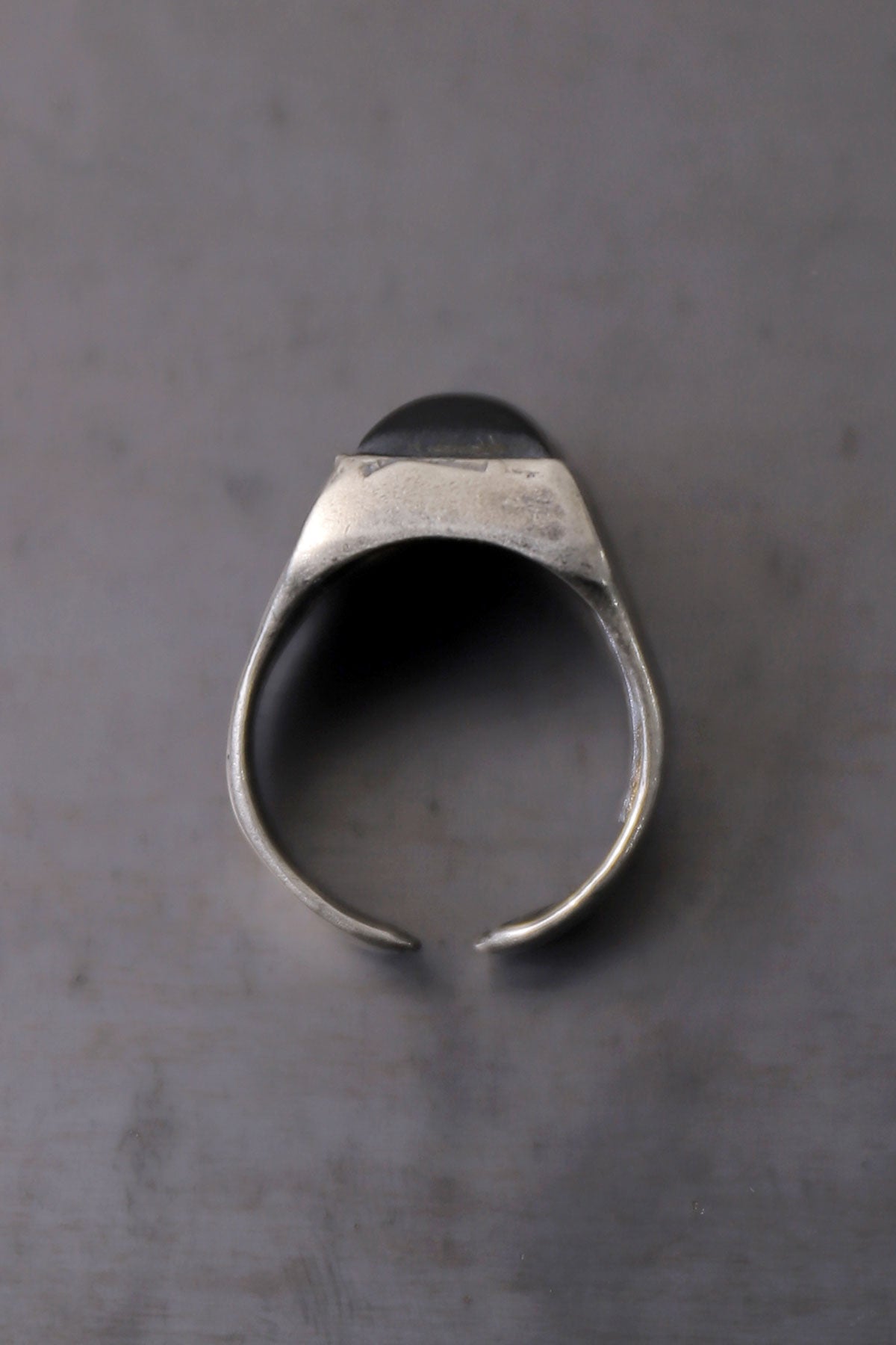 【GOTI】 SQUARE ONYX SILVER RING_AN1015