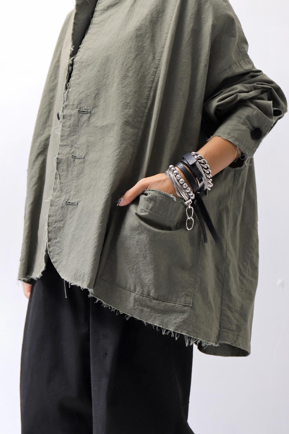 【bajra】 UNISEX LIGHT COTTON SHIRT BLOUSON SHORT 157QB01SH_MILITARY