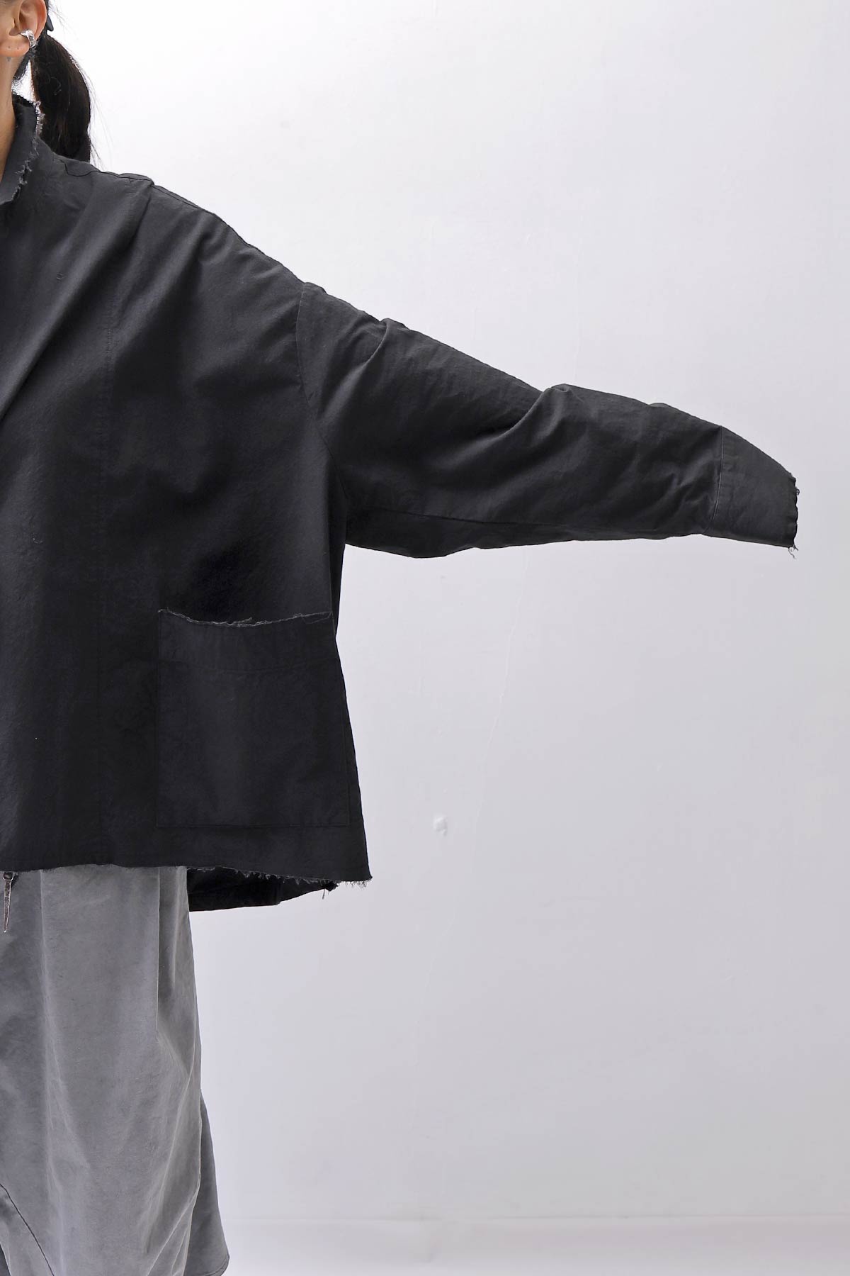 【bajra】 UNISEX LIGHT COTTON SHIRT BLOUSON SHORT 157QB01SH_BLACK