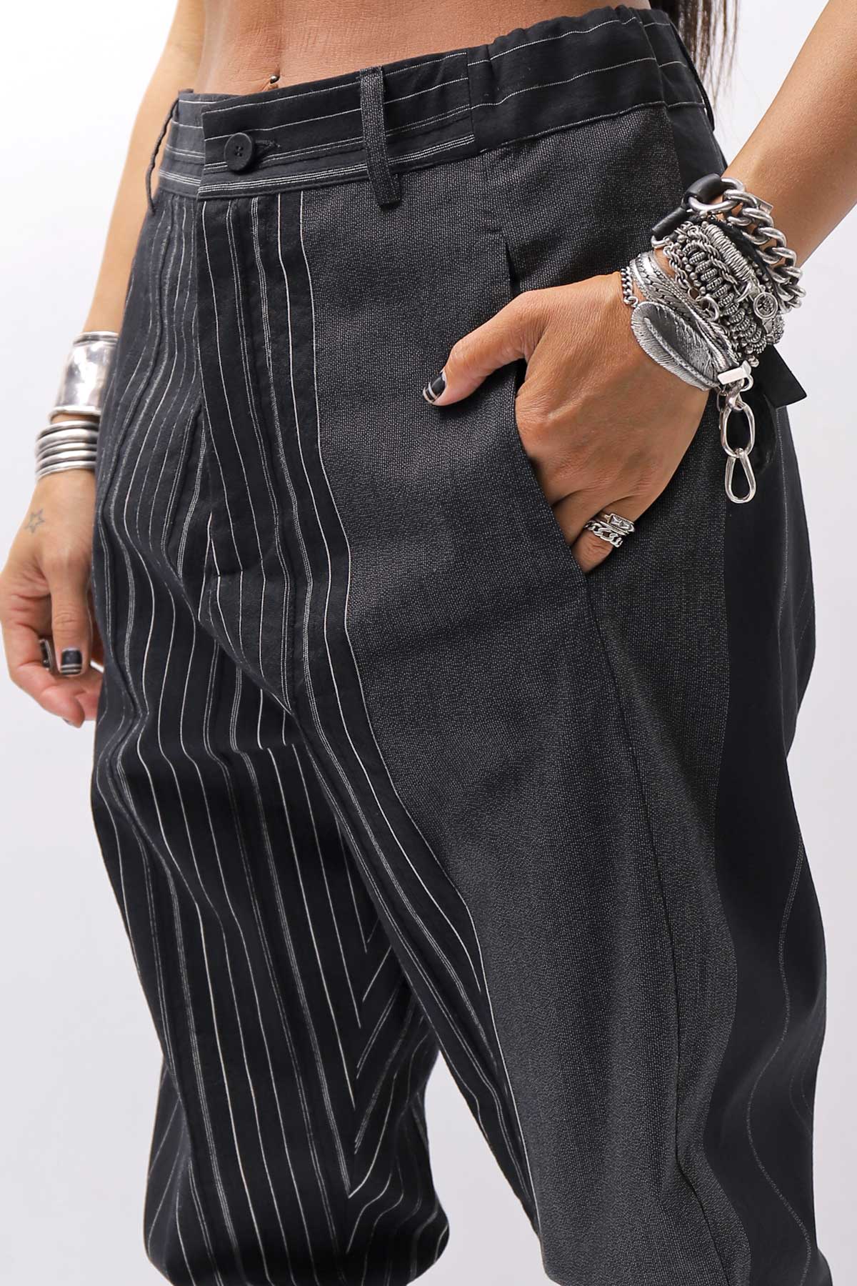 【NOSTRASANTISSIMA】UNISEX MIXED STRIPES PANTS P17_BLACK