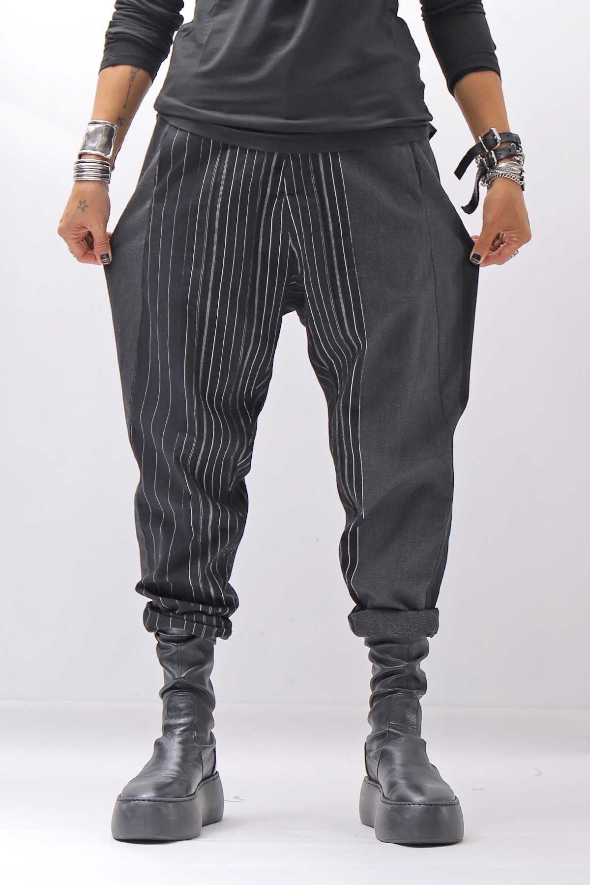 【NOSTRASANTISSIMA】UNISEX MIXED STRIPES PANTS P17_BLACK