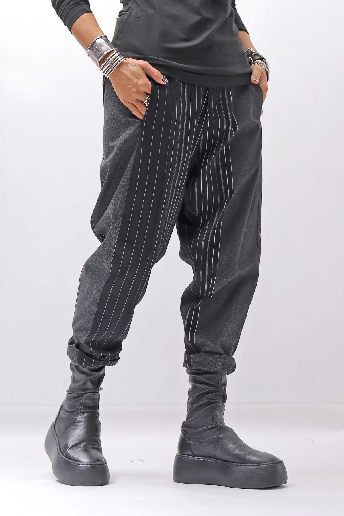 【NOSTRASANTISSIMA】UNISEX MIXED STRIPES PANTS P17_BLACK