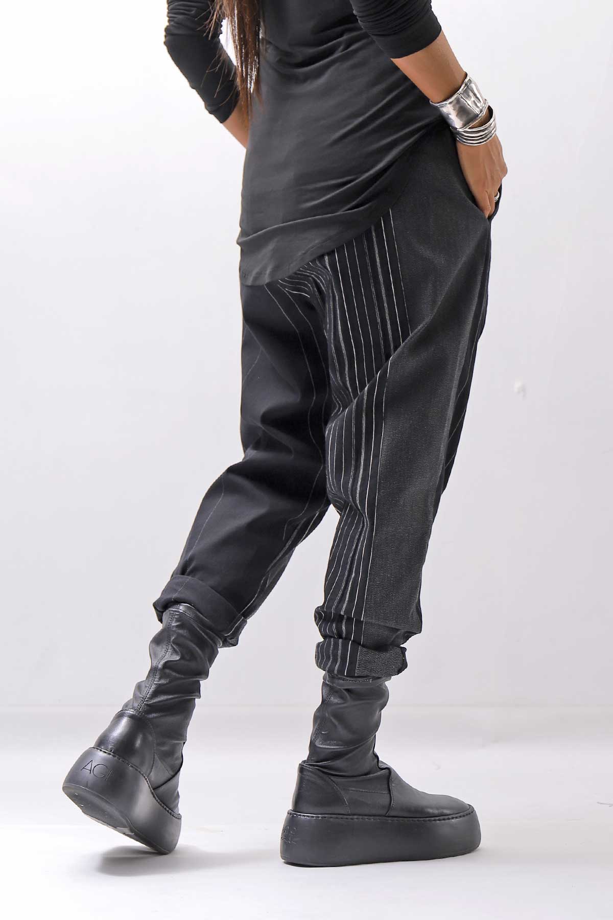 【NOSTRASANTISSIMA】UNISEX MIXED STRIPES PANTS P17_BLACK