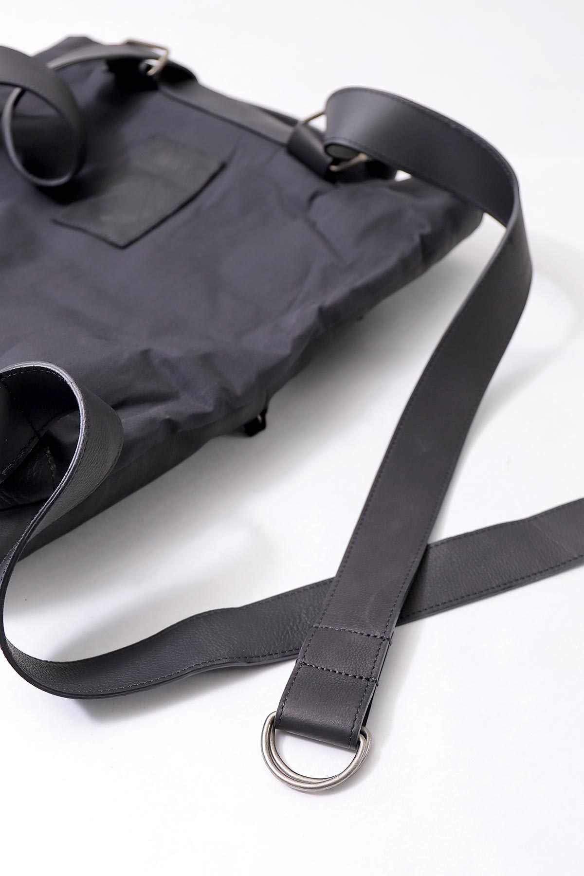 【MIRANDA KALOUDIS】 UNISEX 2WAY WAXED COWHIDE REGULAR BAG_BLACK