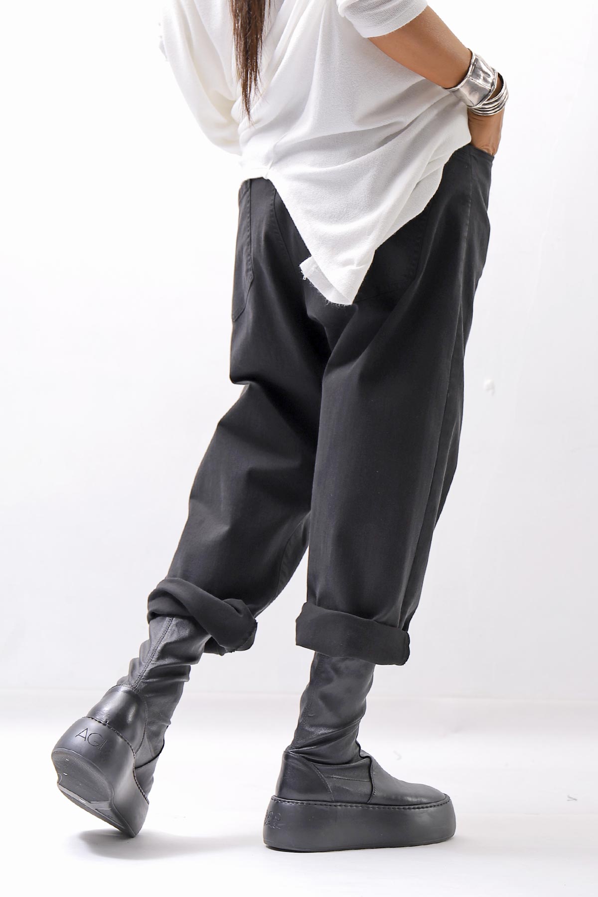 【NOSTRASANTISSIMA】UNISEX STRETCH COTTON LOW CROTCH DENIM PANTS P102_BLACK