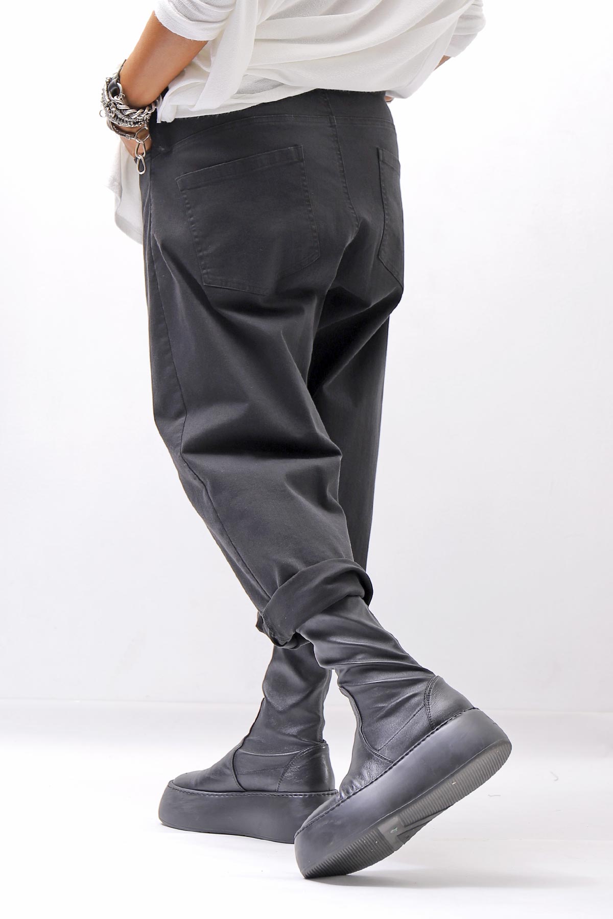 【NOSTRASANTISSIMA】UNISEX STRETCH COTTON LOW CROTCH DENIM PANTS P102_BLACK