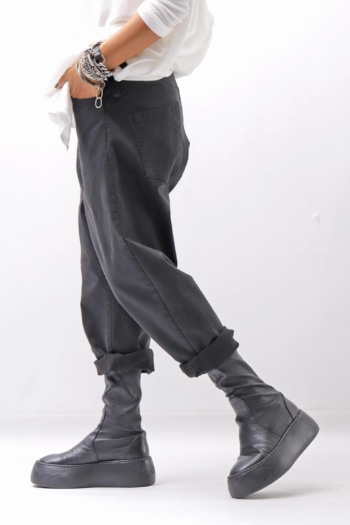 【NOSTRASANTISSIMA】UNISEX STRETCH COTTON LOW CROTCH DENIM PANTS P102_BLACK