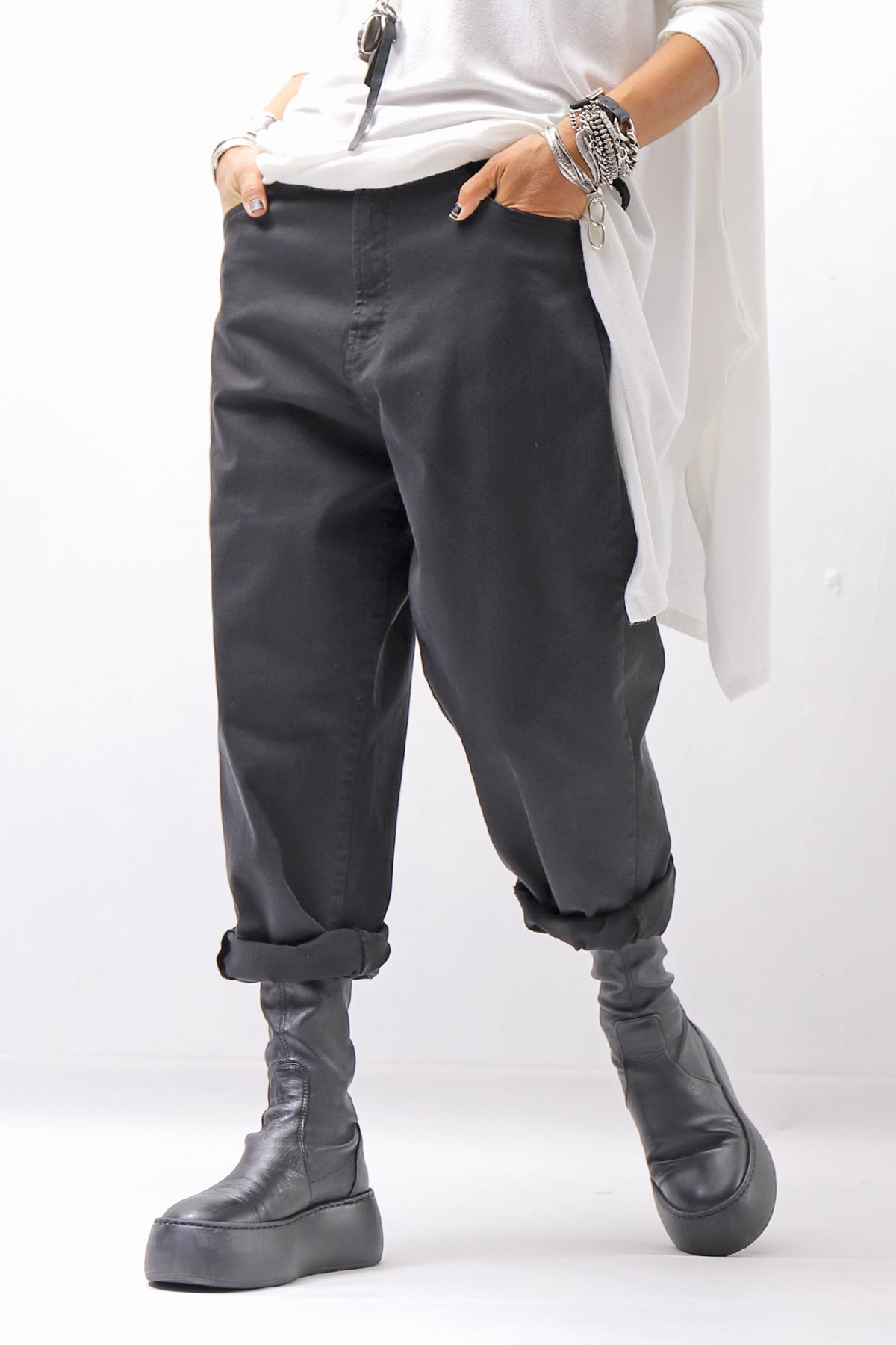 【NOSTRASANTISSIMA】UNISEX STRETCH COTTON LOW CROTCH DENIM PANTS P102_BLACK