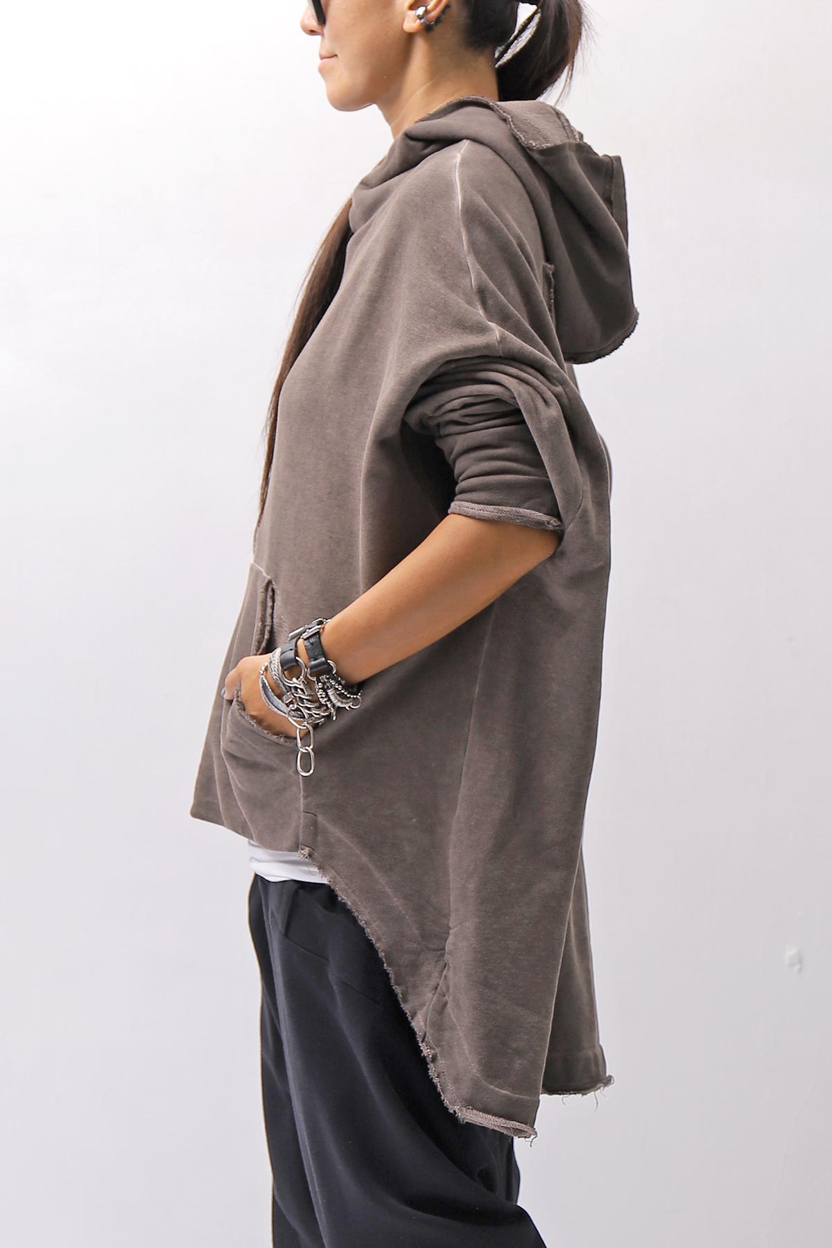 【studio b3】 UNISEX OVERSIZED COTTON SWEAT HOODIE SHB2161_TRUFFLE OLD DYE