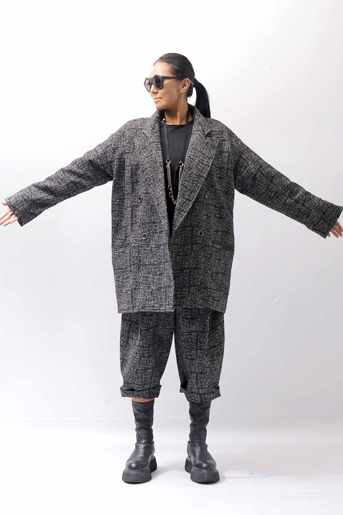 【NOSTRASANTISSIMA】 UNISEX OVERSIZED TWEED DOUBLE BUTTON JACKET J116_TWEED BLACK