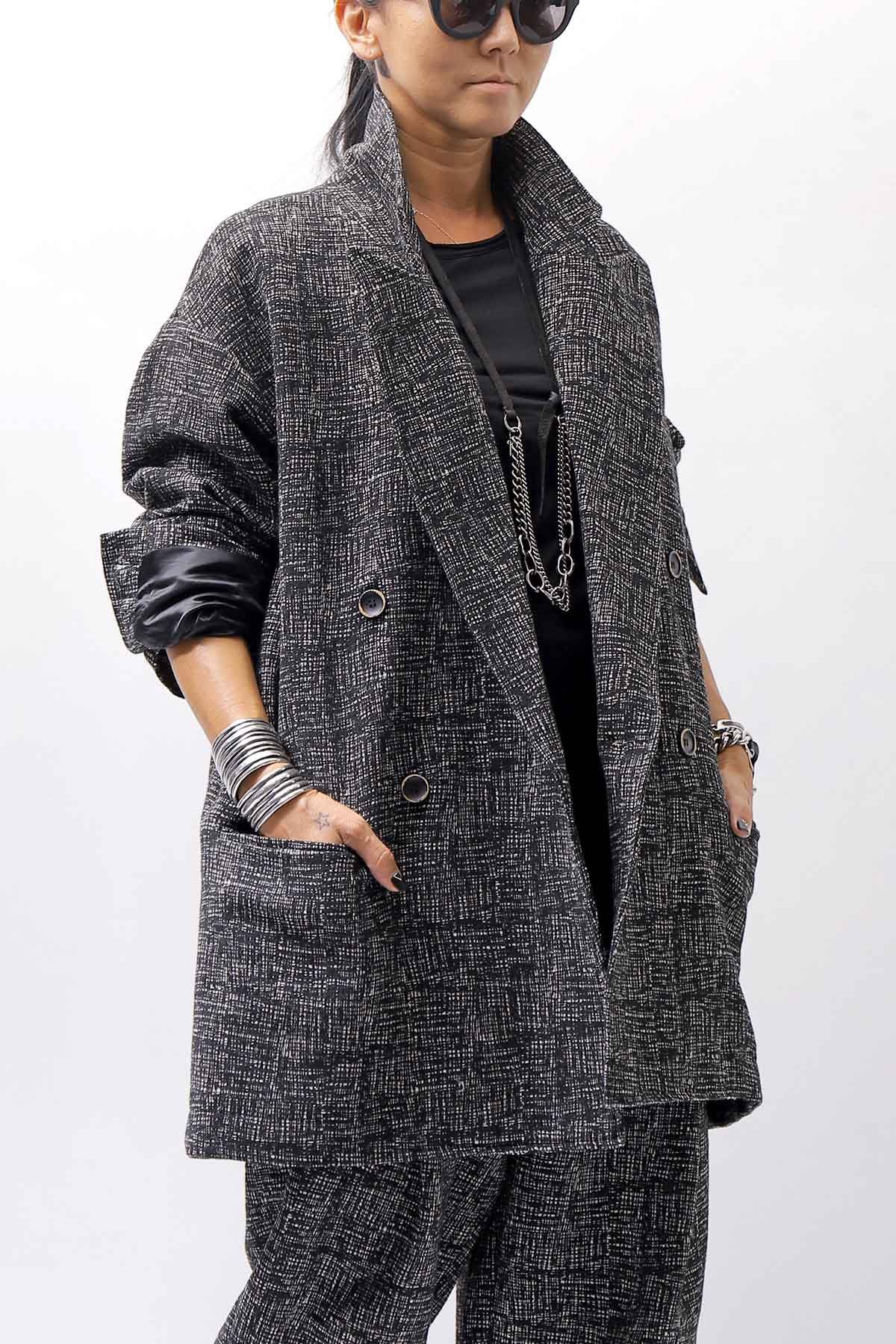 【NOSTRASANTISSIMA】 UNISEX OVERSIZED TWEED DOUBLE BUTTON JACKET J116_TWEED BLACK