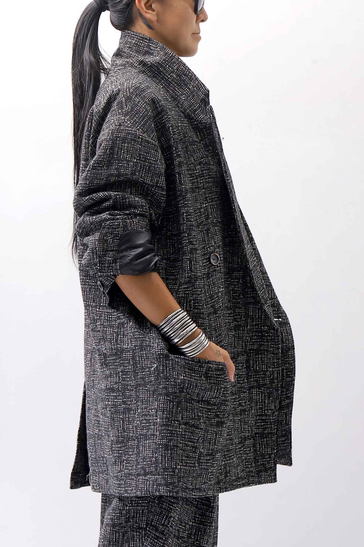 【NOSTRASANTISSIMA】 UNISEX OVERSIZED TWEED DOUBLE BUTTON JACKET J116_TWEED BLACK