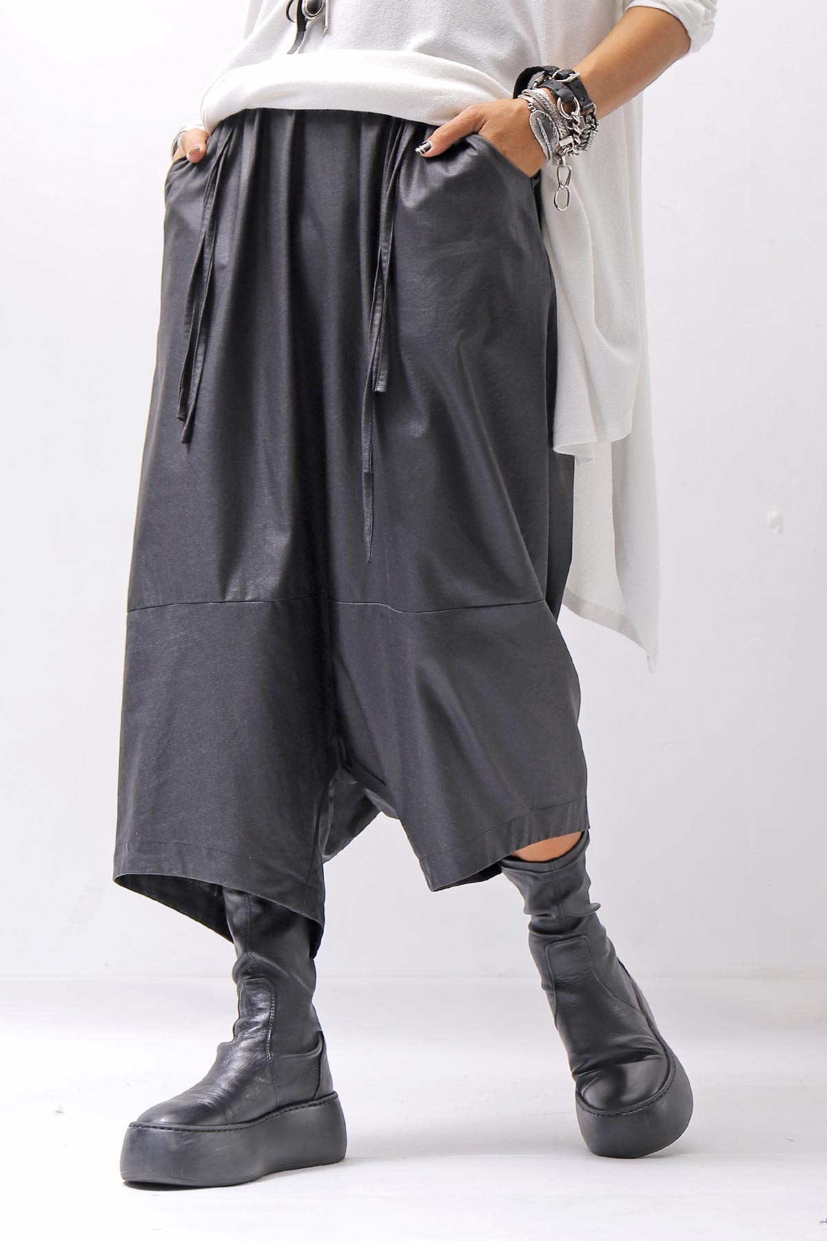 【studio b3】 UNISEX COATED LINEN＆BAMBOO BOX SARROUEL PANTS NB2123_BLACK