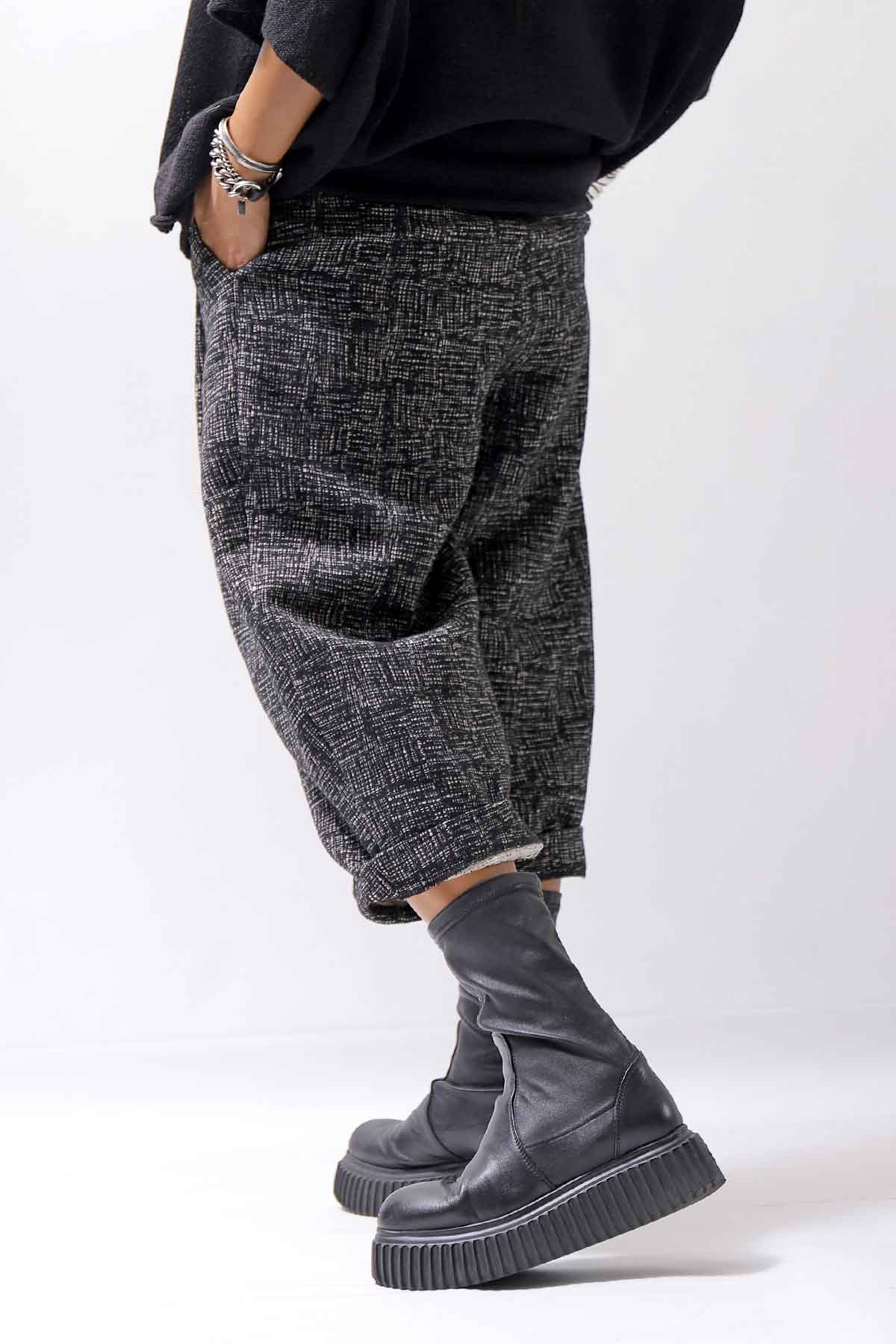 【NOSTRASANTISSIMA】 UNISEX TWEED FRONT TUCK PANTS P118_TWEED BLACK