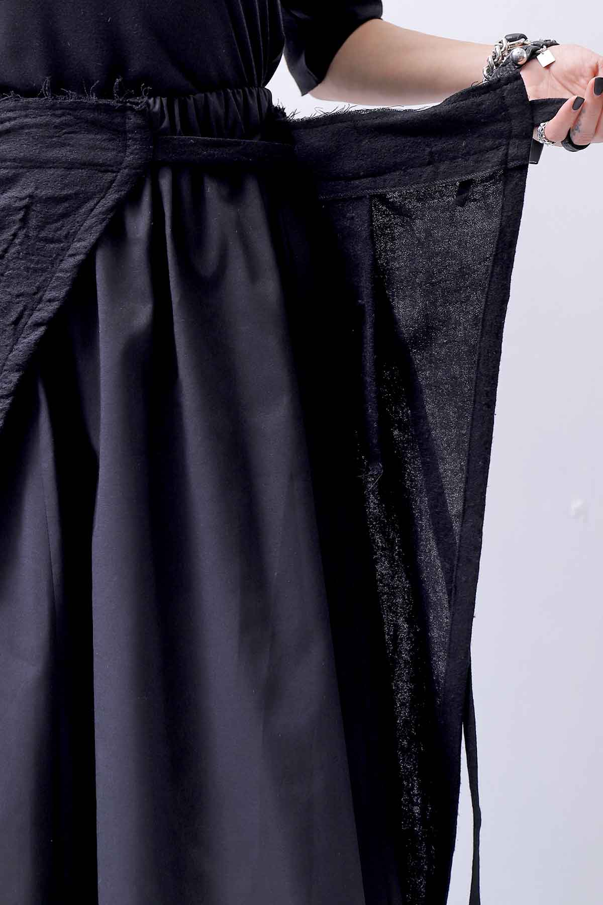 【NOSTRASANTISSIMA】 COVERED WRAP SKIRT SET G01_BLACK