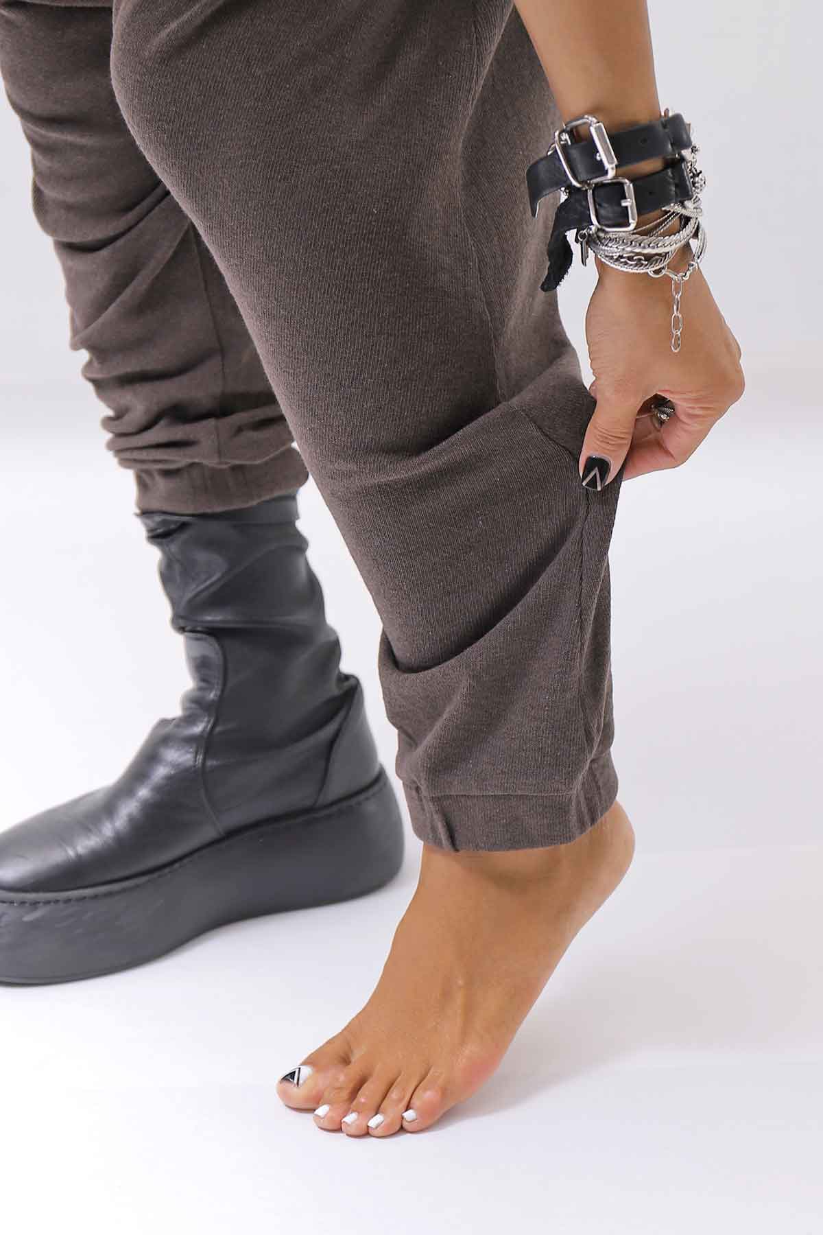 【studio b3】 UNISEX COTTON KNIT BOX SARROUEL RIBBED PANTS SHB2232_TRUFFLE