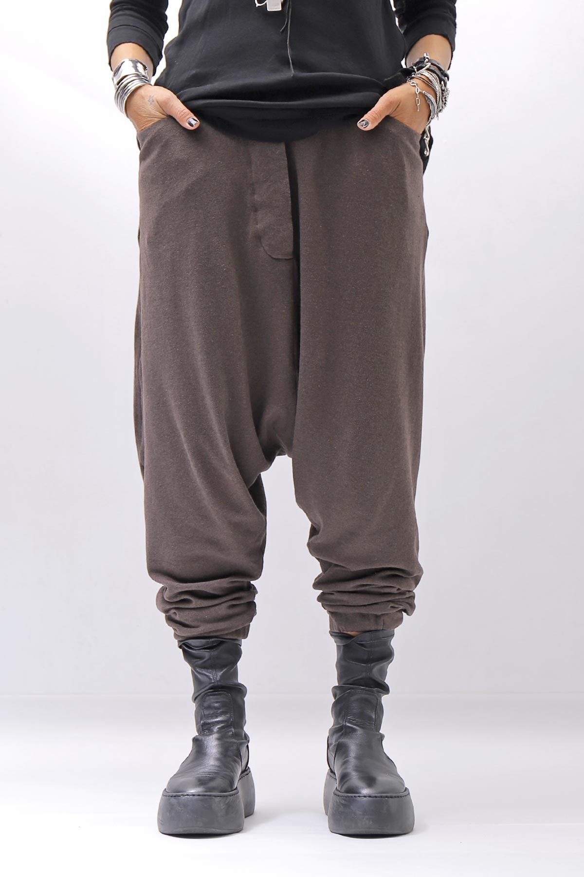 【studio b3】 UNISEX COTTON KNIT BOX SARROUEL RIBBED PANTS SHB2232_TRUFFLE