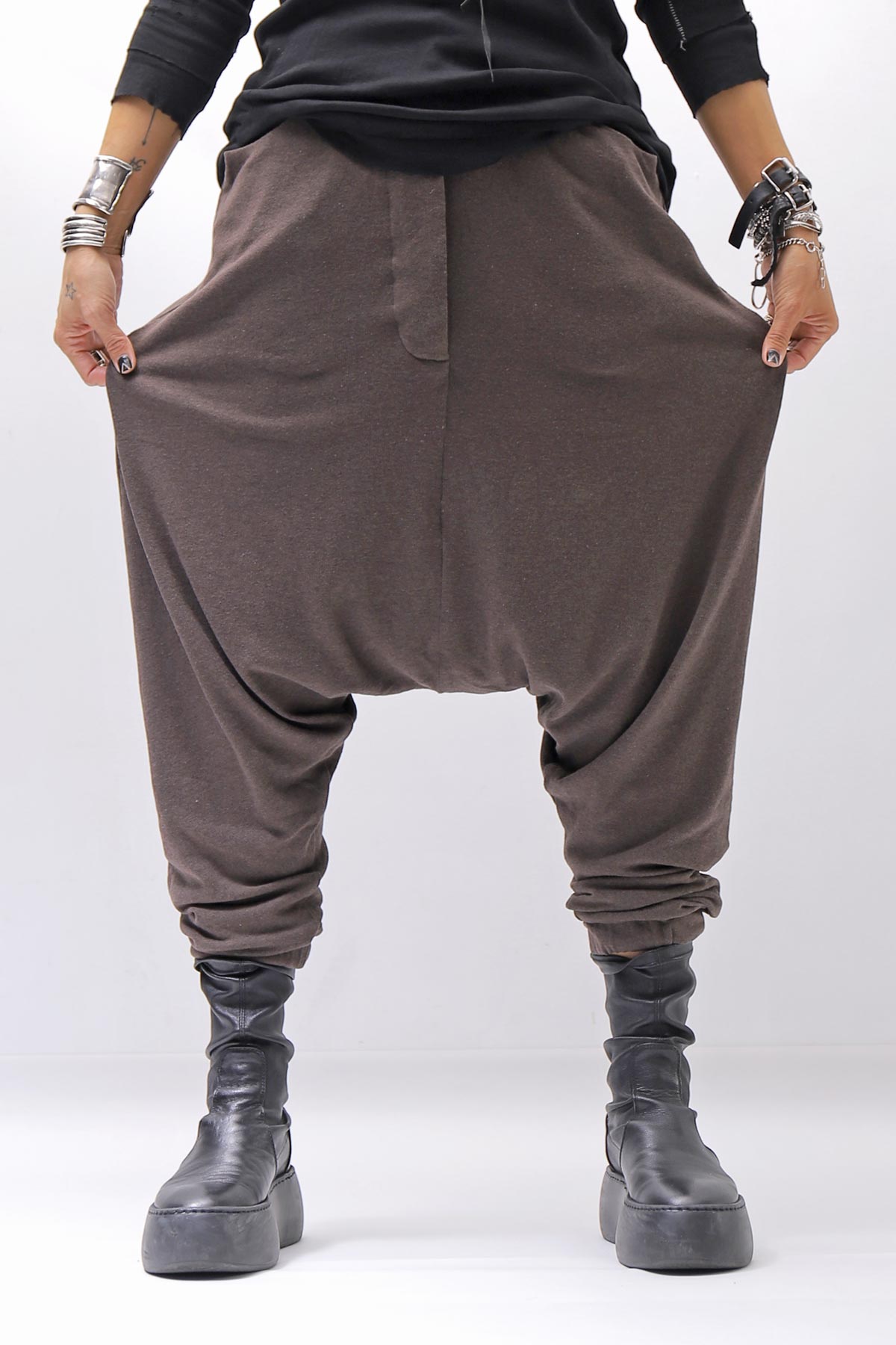【studio b3】 UNISEX COTTON KNIT BOX SARROUEL RIBBED PANTS SHB2232_TRUFFLE
