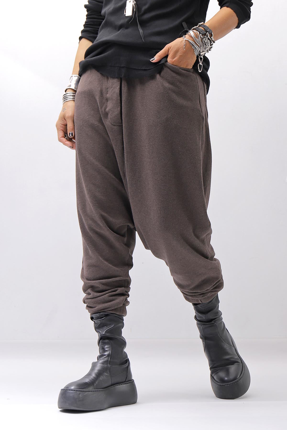 【studio b3】 UNISEX COTTON KNIT BOX SARROUEL RIBBED PANTS SHB2232_TRUFFLE