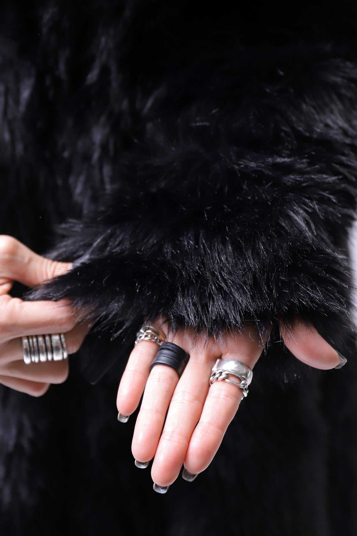 【RUNDHOLZ】 UNISEX FAUX FUR OVERSIZED COAT 324 1211_BLACK