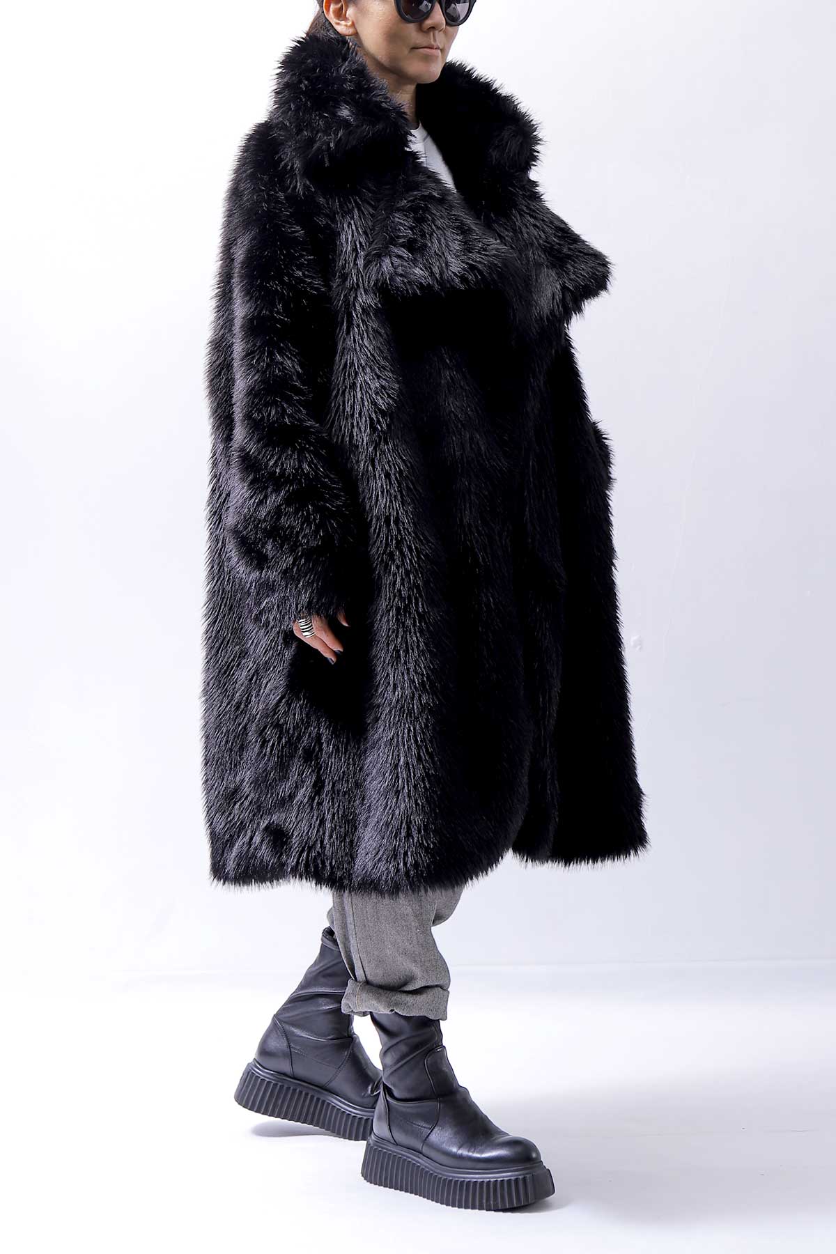 【RUNDHOLZ】 UNISEX FAUX FUR OVERSIZED COAT 324 1211_BLACK