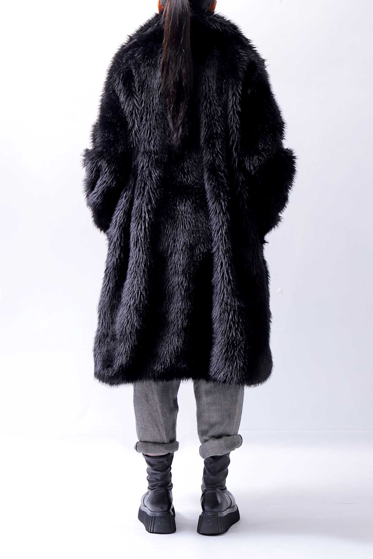 【RUNDHOLZ】 UNISEX FAUX FUR OVERSIZED COAT 324 1211_BLACK