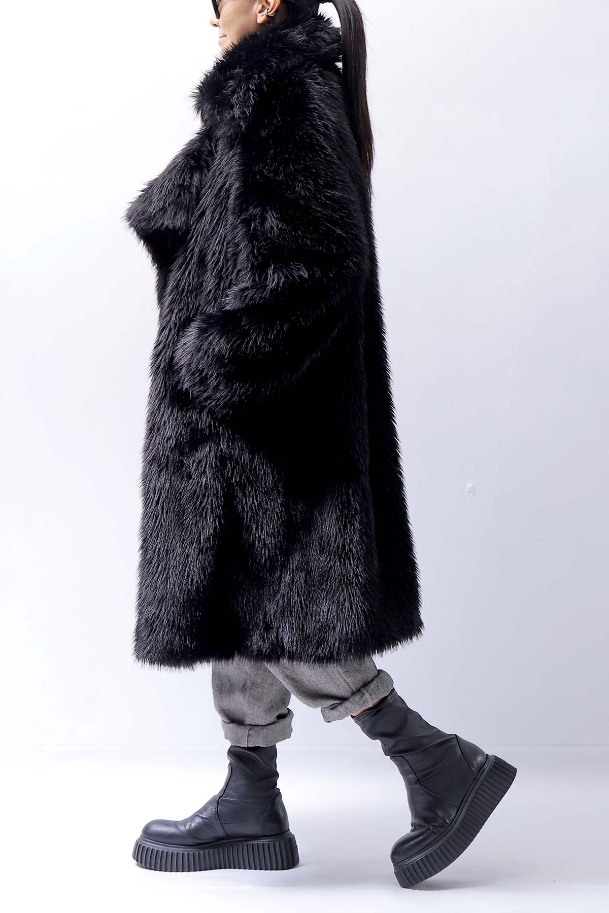 【RUNDHOLZ】 UNISEX FAUX FUR OVERSIZED COAT 324 1211_BLACK