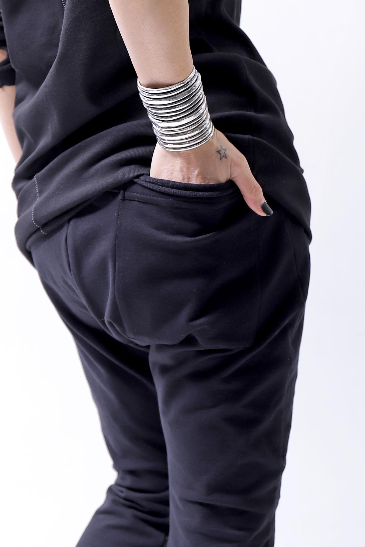 【bajra】 UNISEX SUPER STRECTH SWEAT SLIM PANTS 150QK06