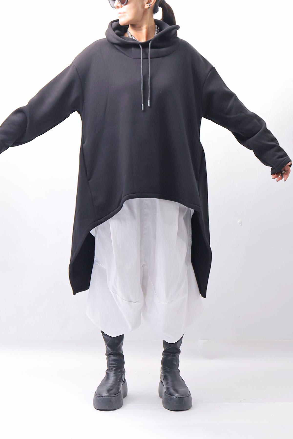 【PLÜ】 UNISEX ASYMMETRIC COTTON NEOPRENE HOODIE TOP PL11H_BLACK
