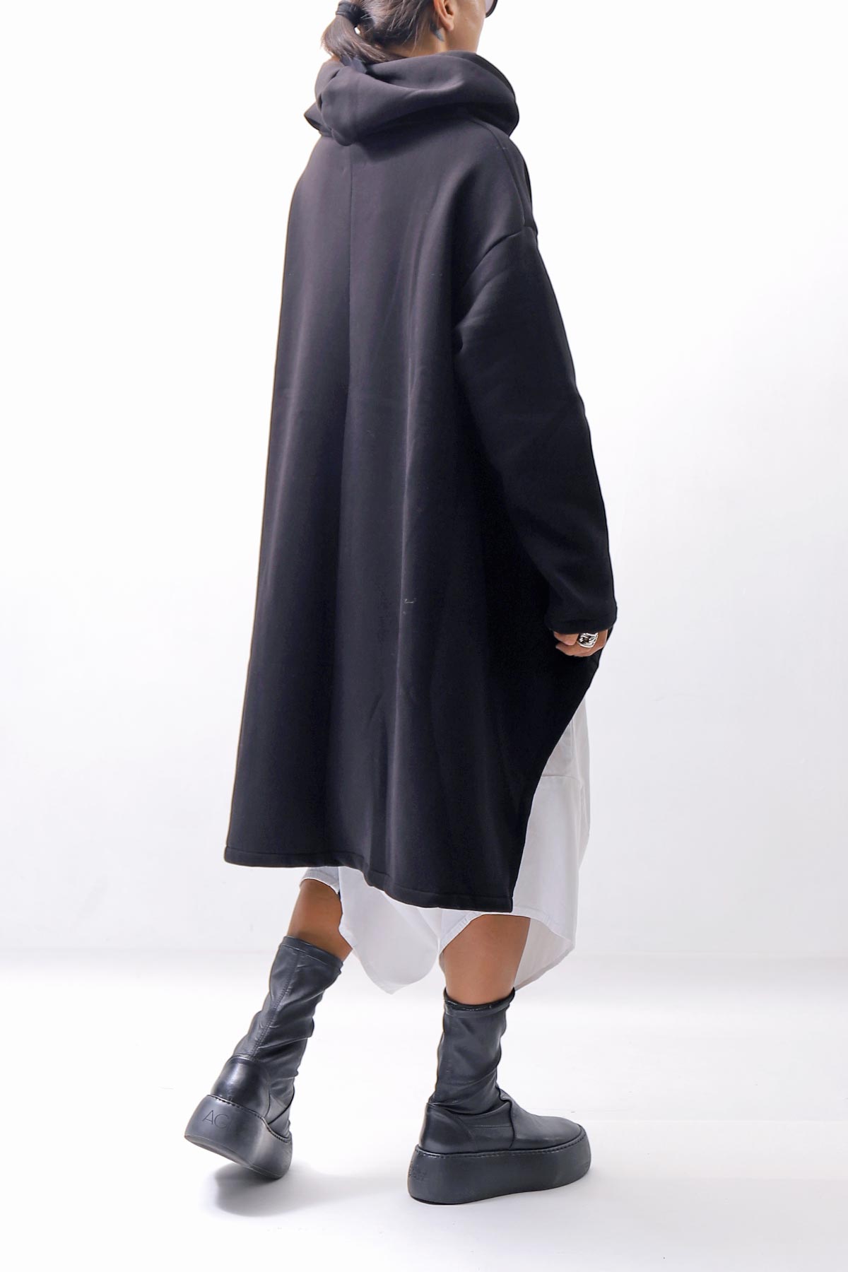 【PLÜ】 UNISEX ASYMMETRIC COTTON NEOPRENE HOODIE TOP PL11H_BLACK