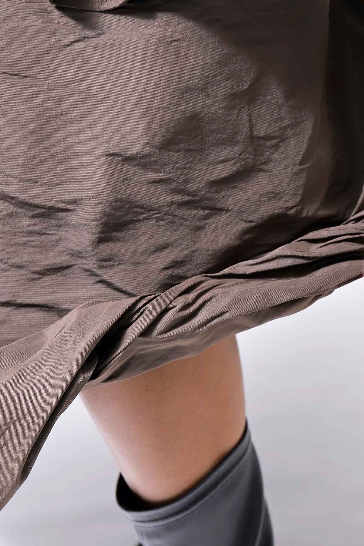 【PLÜ】 SHAPE MEMORY TULIP SKIRT PL6_CHOCOLATE