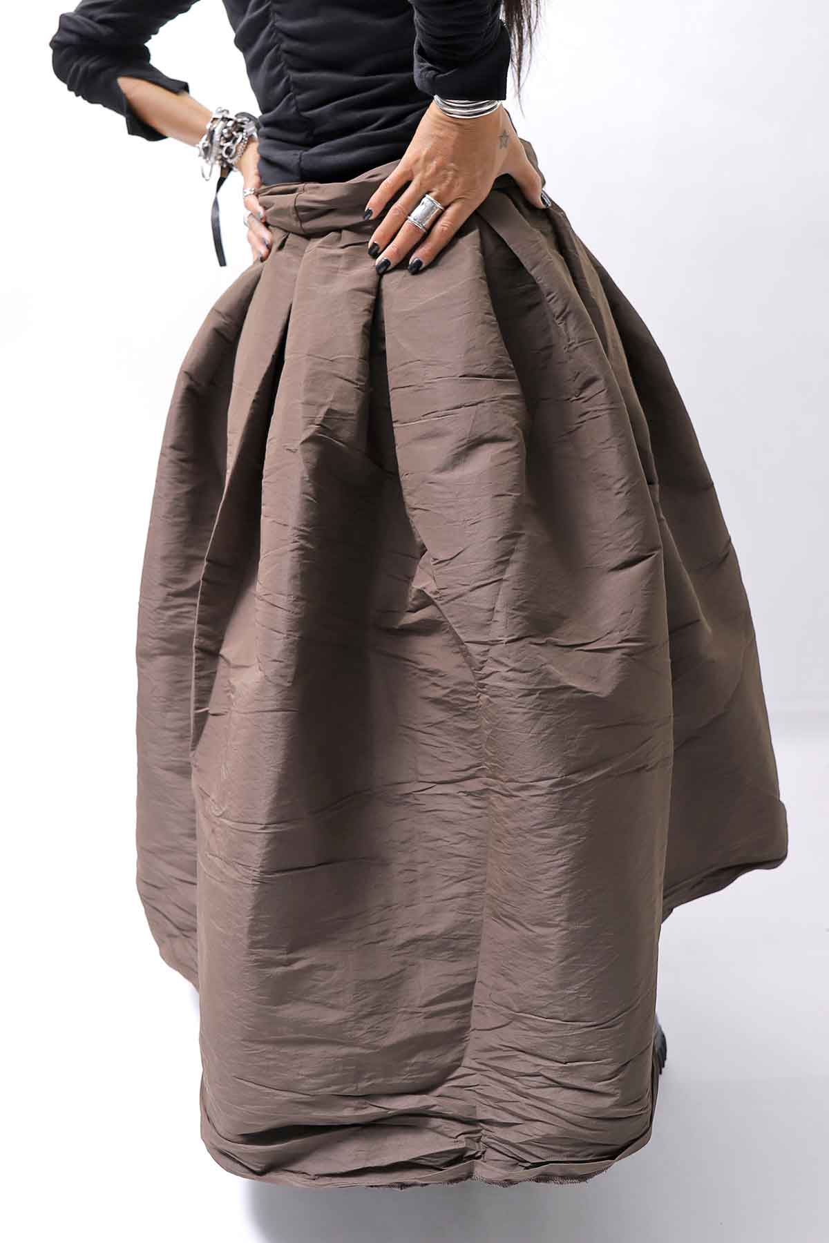 【PLÜ】 SHAPE MEMORY TULIP SKIRT PL6_CHOCOLATE