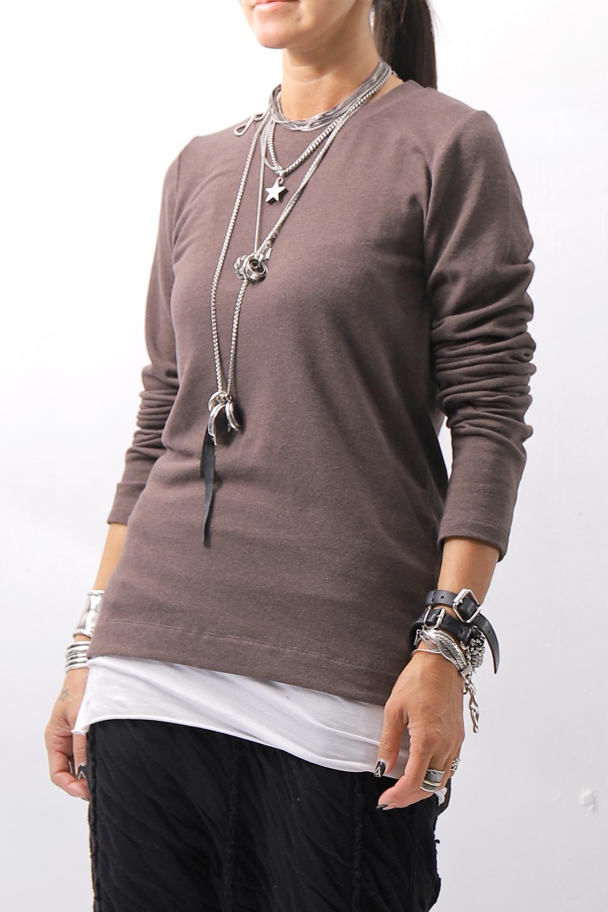 【studio b3】 UNISEX COTTON KNIT ASYMMETRIC HEM TOP SHB2235_TRUFFLE