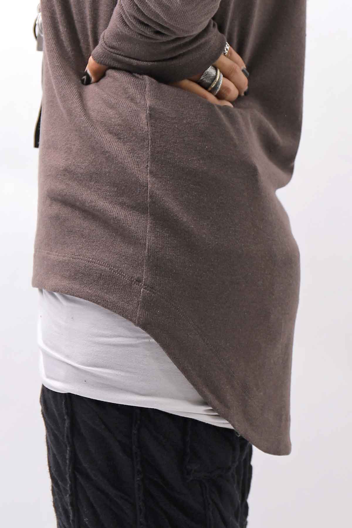 【studio b3】 UNISEX COTTON KNIT ASYMMETRIC HEM TOP SHB2235_TRUFFLE