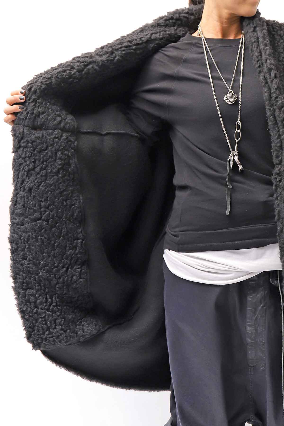 【NOSTRASANTISSIMA】 UNISEX OVERSIZED COCOON VIRGIN WOOL BOA KNIT CARDIGAN_BLACK