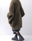 【NOSTRASANTISSIMA】 UNISEX OVERSIZED COCOON VIRGIN WOOL BOA KNIT CARDIGAN_KHAKI BROWN