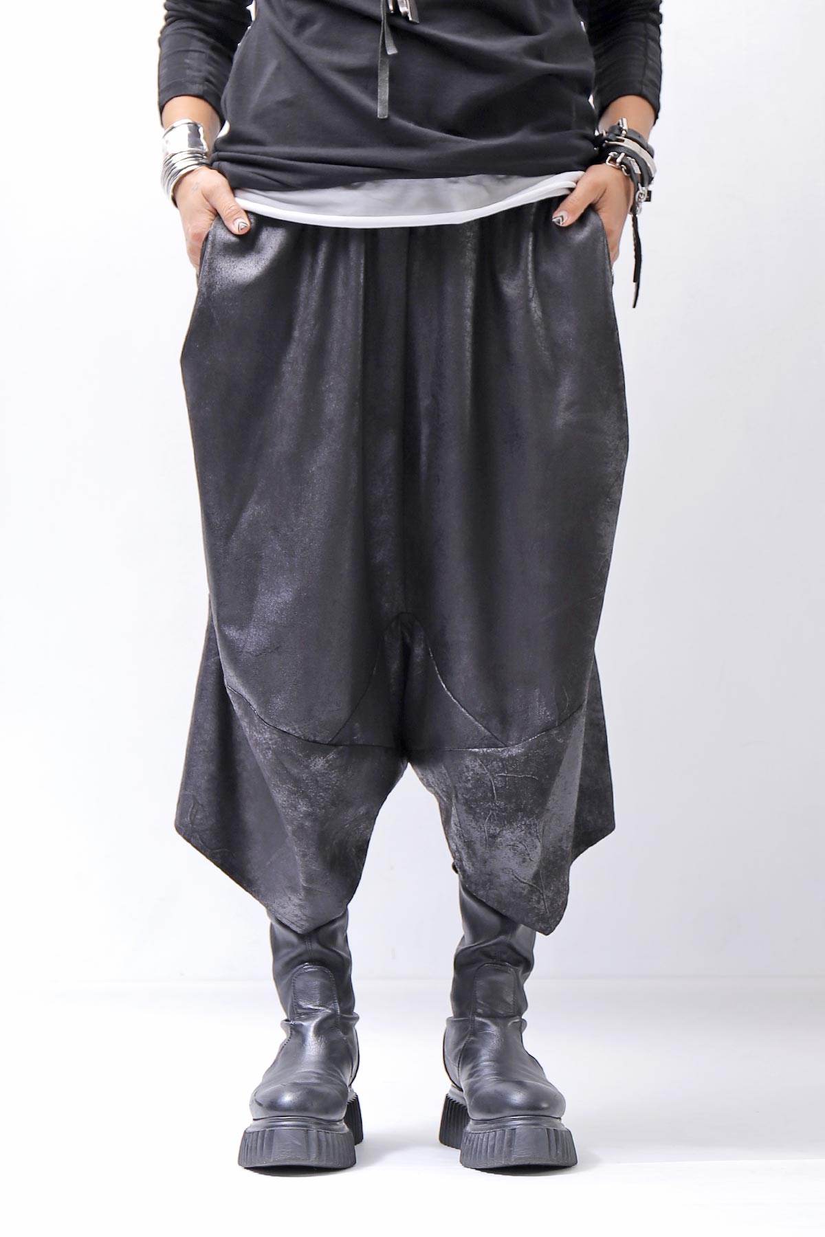 【Primordial is Primitive】 UNISEX ASYMMETRY STRETCH ECO LEATHER PANTS 722HA_BLACK